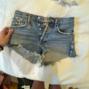 AGOLDE PARKER CUT OFF SHORTS